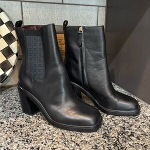 Sarto Paula Black Short Block Heel Boots Size 9